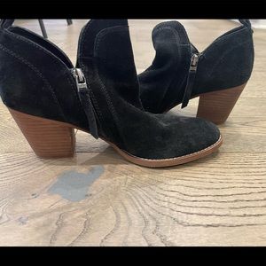 Black Sam Edelman Booties. Size 9